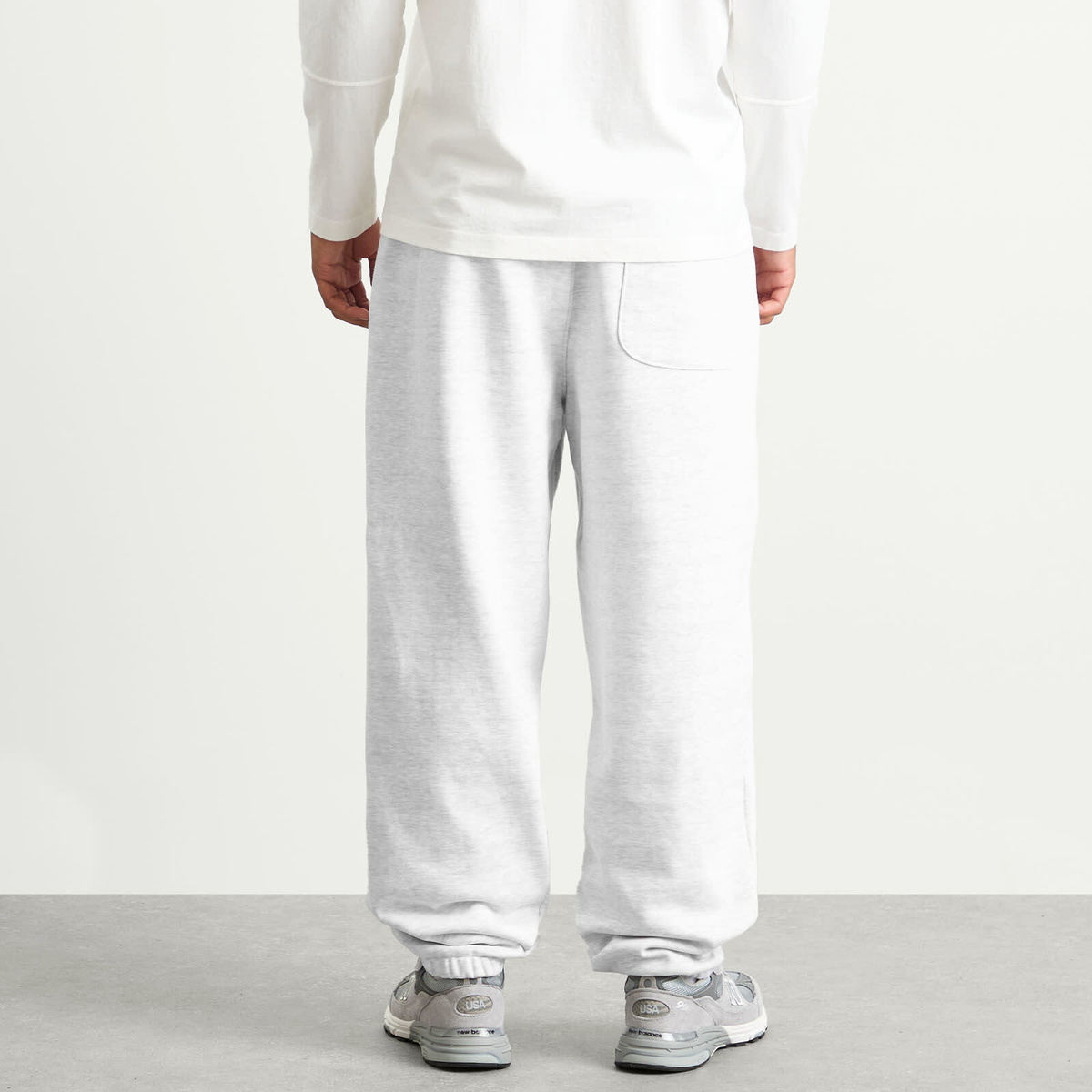 The North Face Men's Redbox Sweatpants in Tnf Classic/Grey Heather