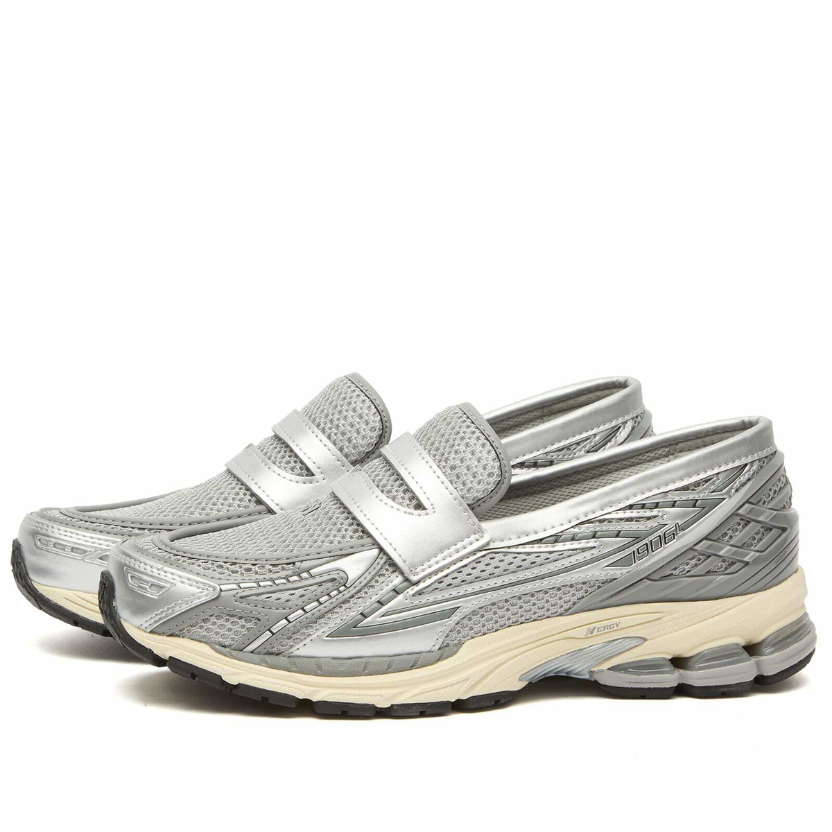 New Balance U1906LAE in Silver