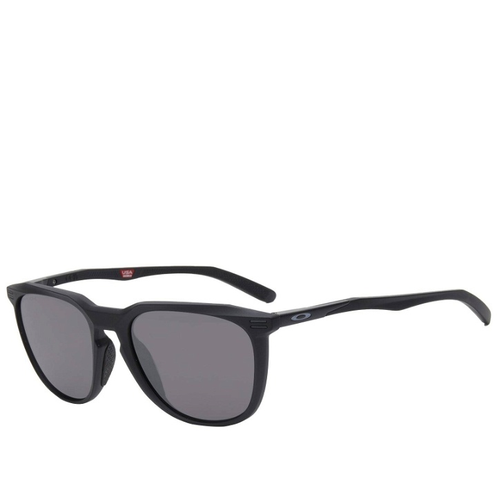 Photo: Oakley Men's Golf Sunglasses in Matte Black/Prizm Black