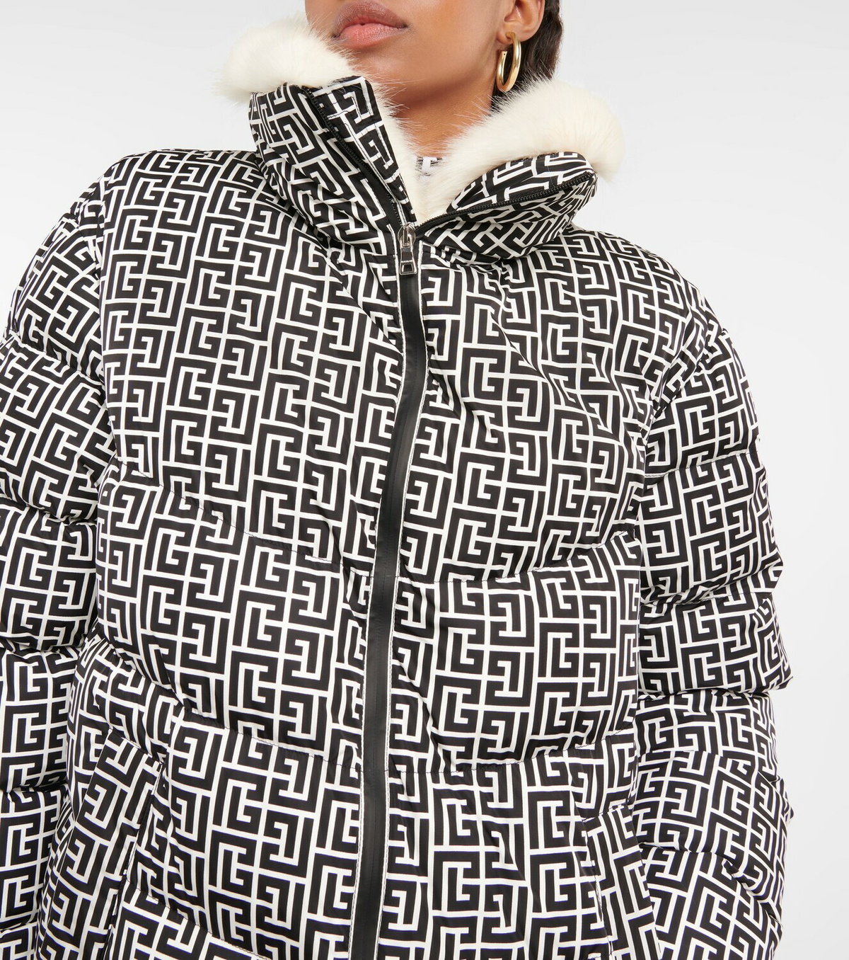 格安即決 faux Monogram - Balmain fur-trimmed Balmain jacket puffer ジャケット・アウター