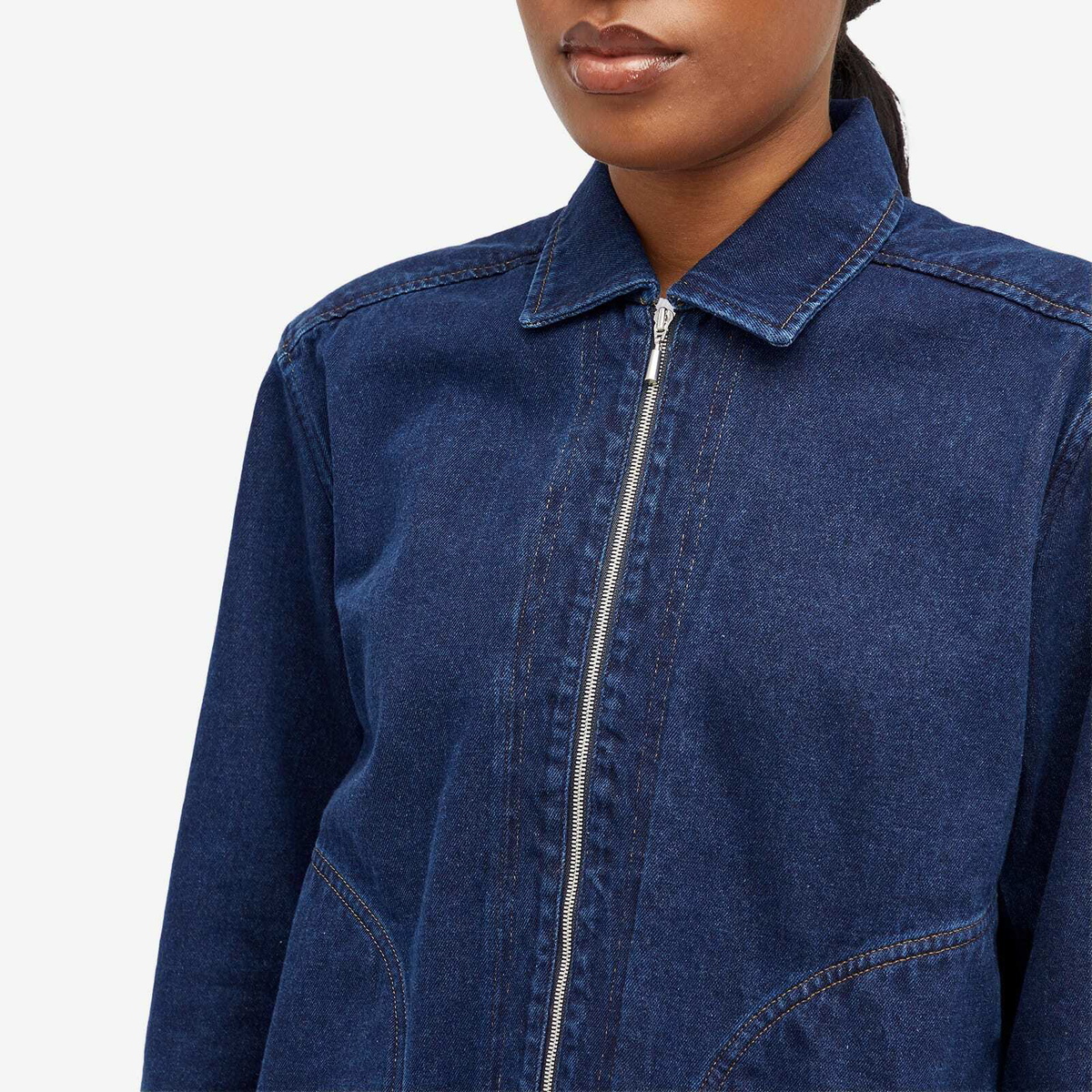 A Kind of Guise Women's Jasna Zip Jacket in Raw Riviera Denim