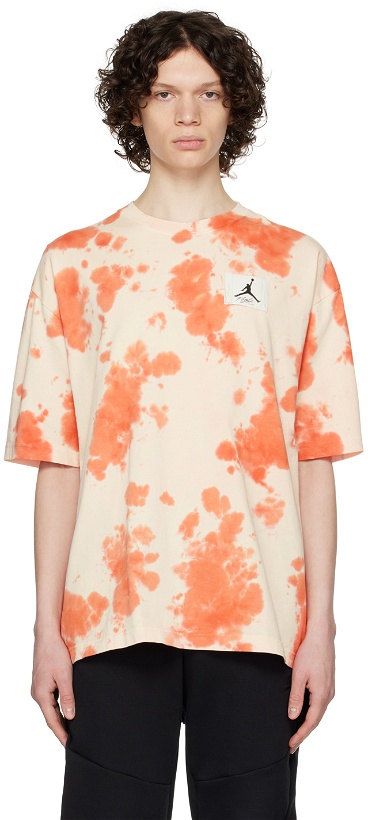 Photo: Nike Jordan Orange Oversized T-Shirt