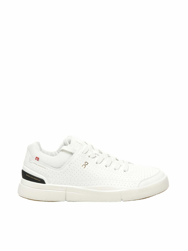 Photo: ON The Roger Centre Court Sneakers