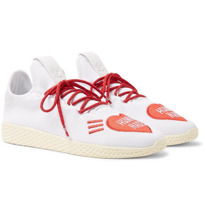 Photo: adidas Consortium - Pharrell Williams Human Made Tennis Hu Logo-Embroidered Primeknit Sneakers - White