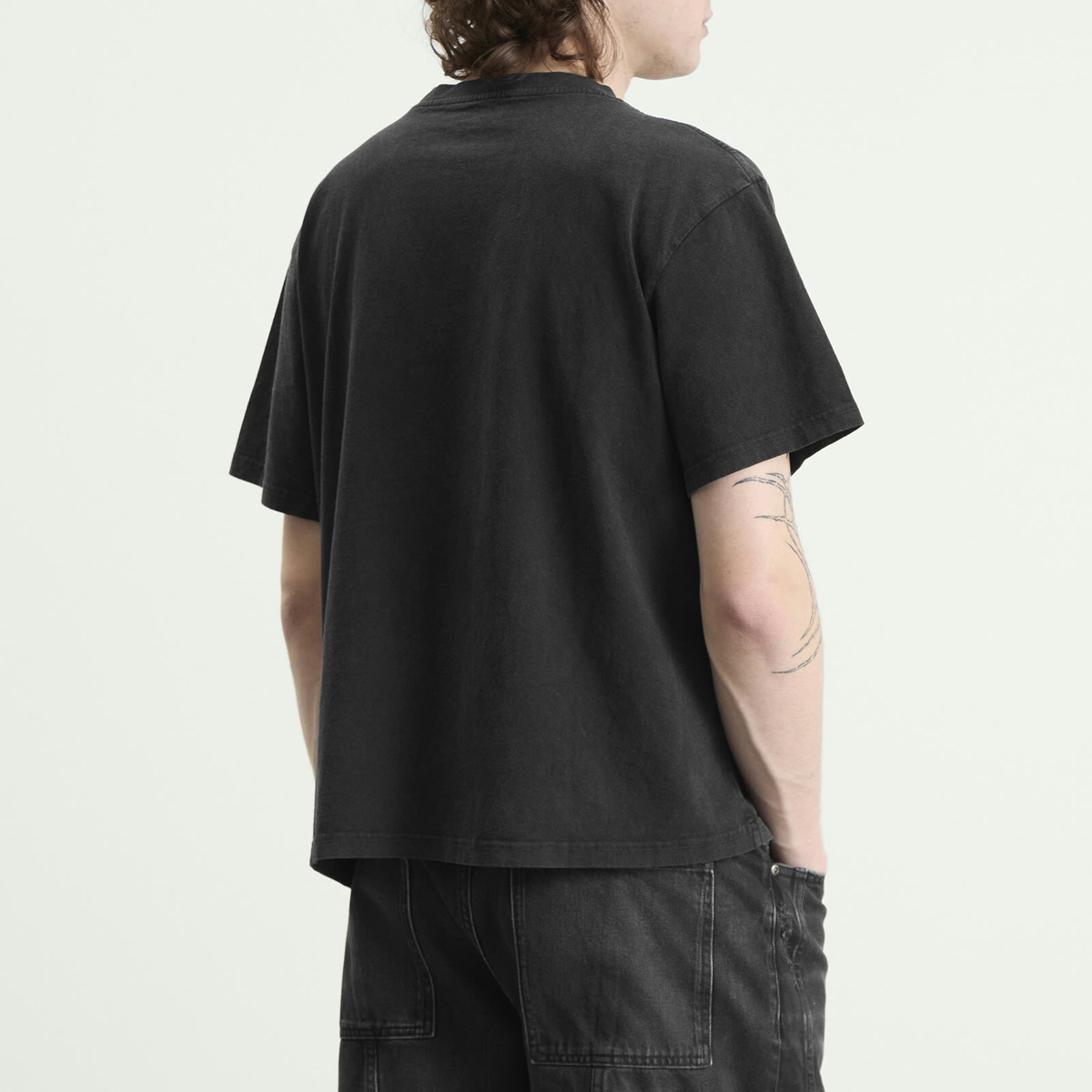 Second/Layer Men's Second Layer Baby Baggy Rose T-Shirt in Black