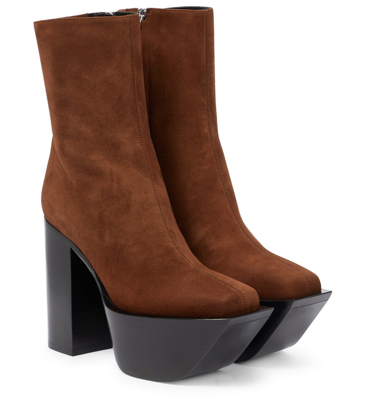 Photo: Peter Do - Suede platform ankle boots