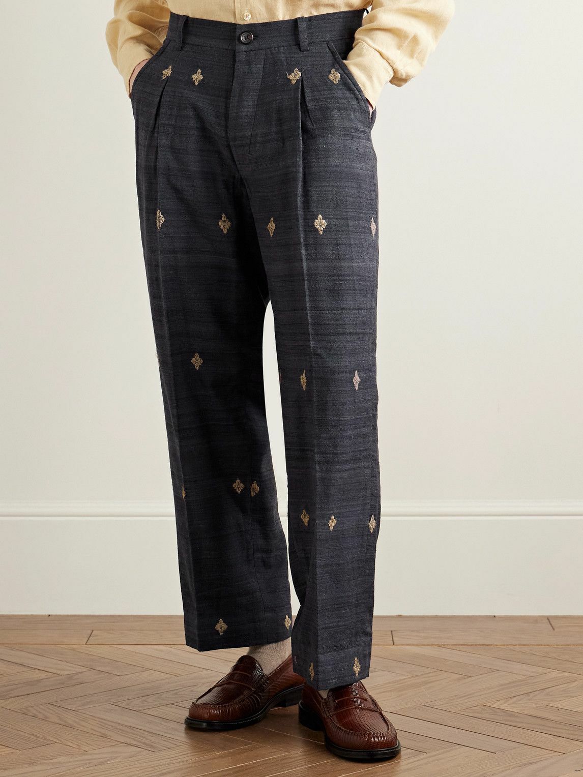 Kartik Research - Straight-Leg Pleated Embroidered Silk Trousers - Gray