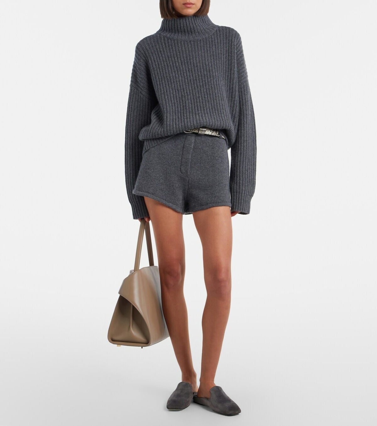 Lisa Yang Julina turtleneck cashmere sweater