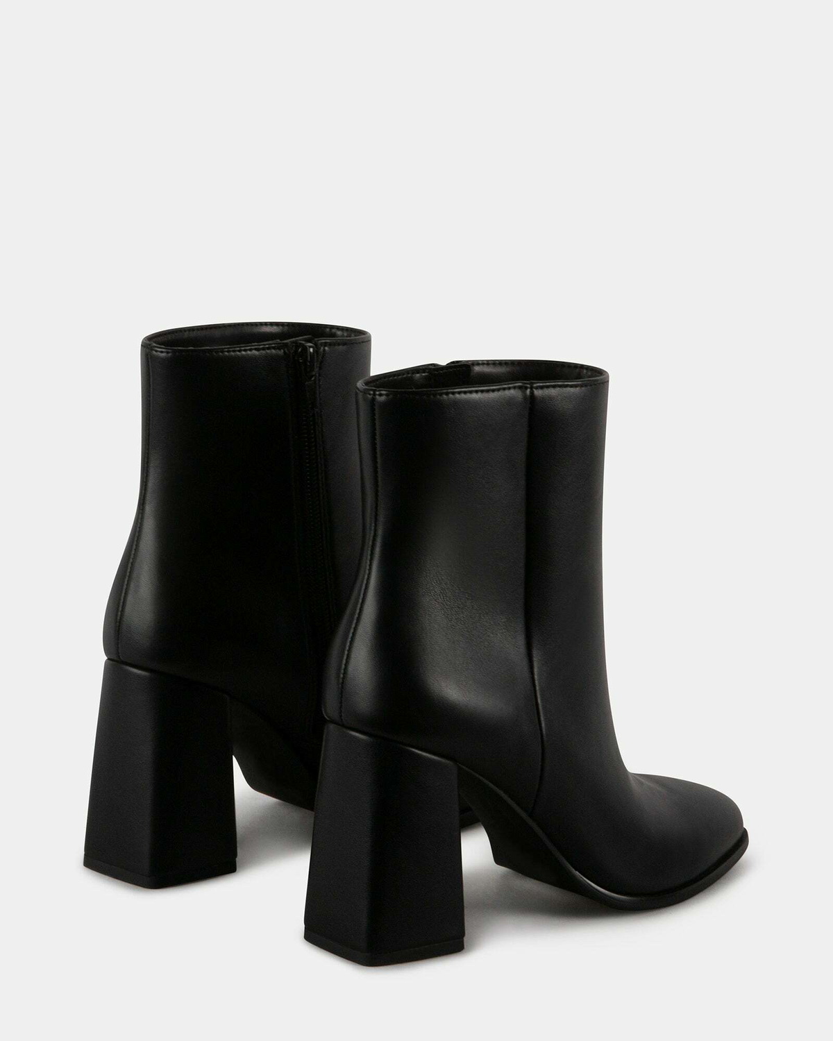 Steve Madden Kelseyy Booties in Black