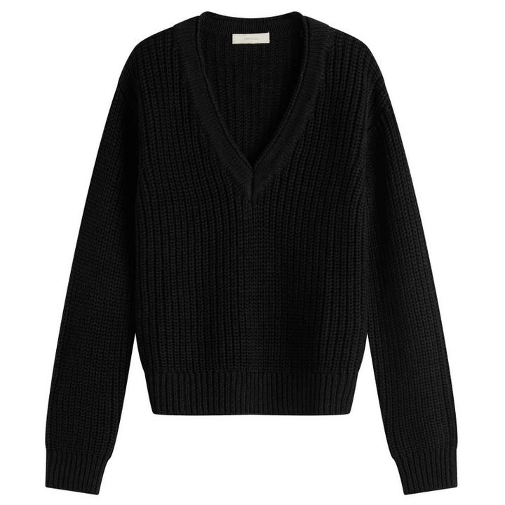 Photo: Faithfull The Brand Women's Barbaine Knit Jumper in Charcoal