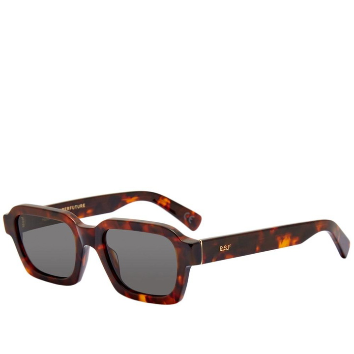 Photo: SUPER by RETROSUPERFUTURE Caro Sunglasses