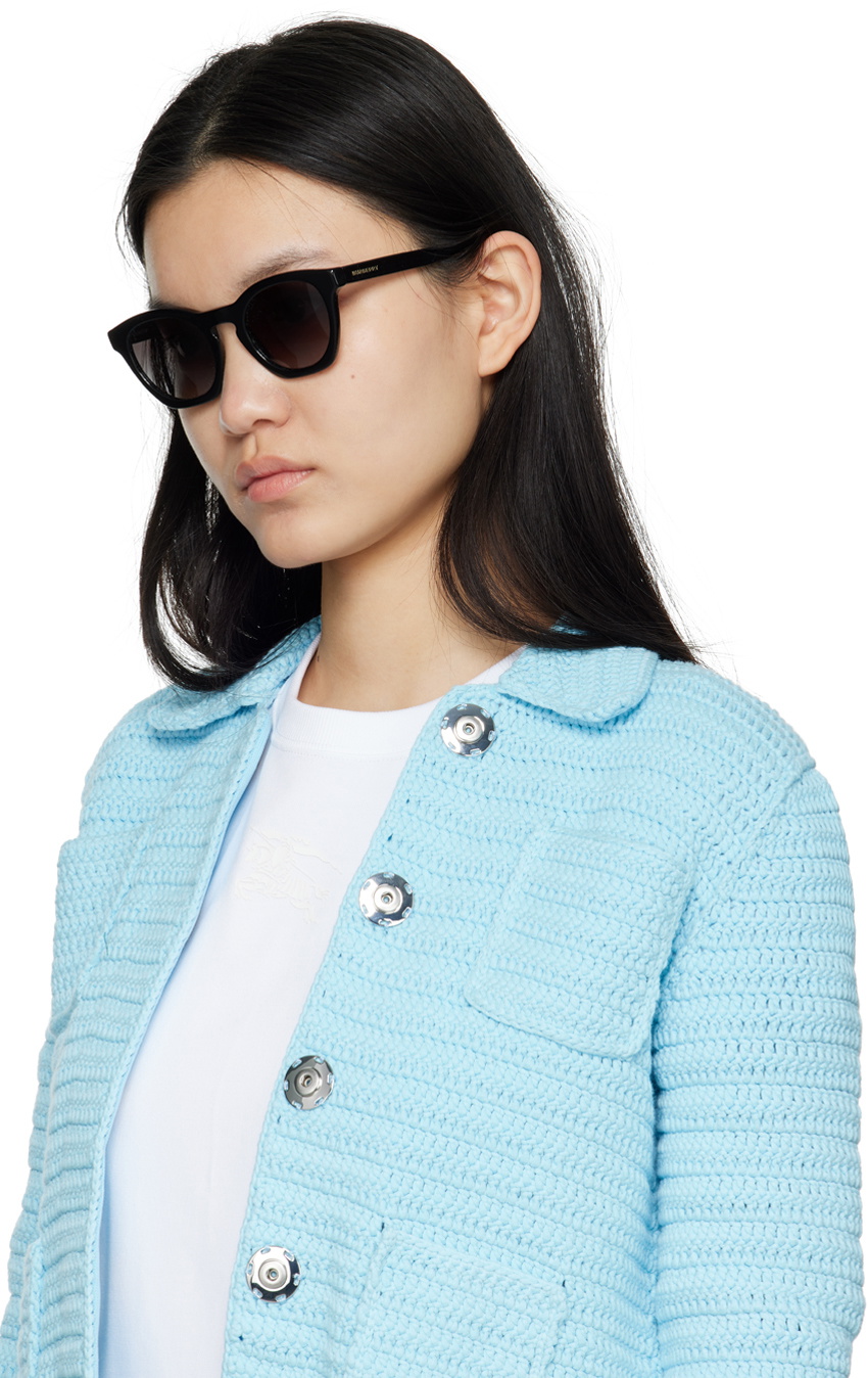 Burberry Black Oval Sunglasses Burberry display picture 1