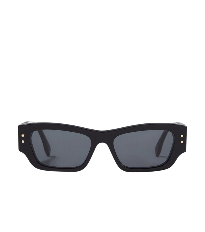 Photo: Fendi Fendi Fold cat-eye sunglasses