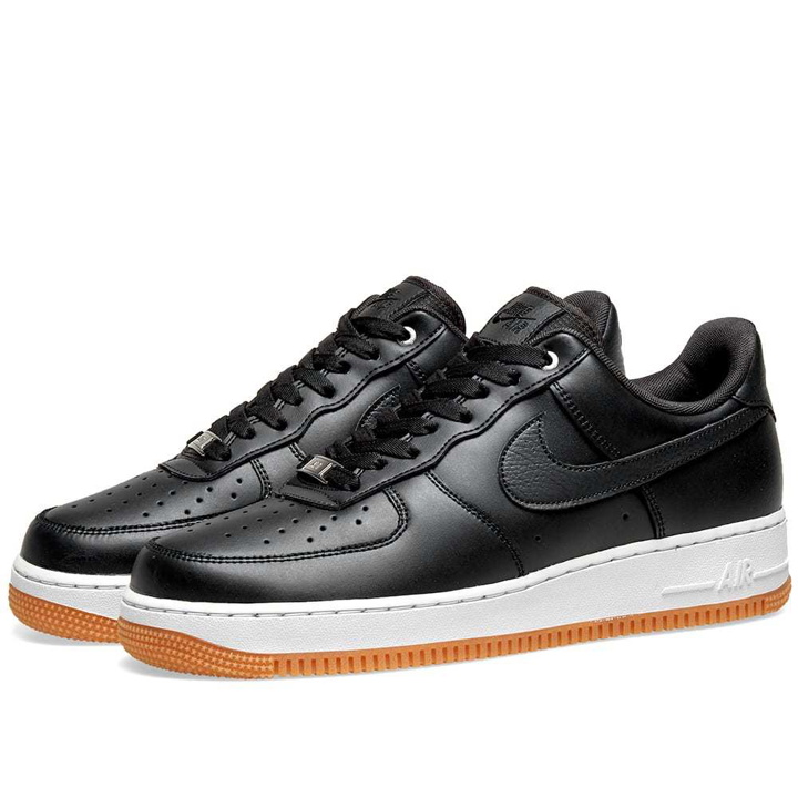 Photo: Nike Air Force 1 '07 Premium W