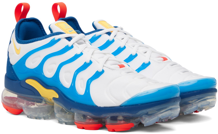 red white and blue vapormax