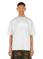 London Wide Fit T-Shirt in Light Grey