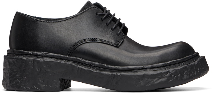 Photo: CAMPERLAB Black Vámanos Derbys