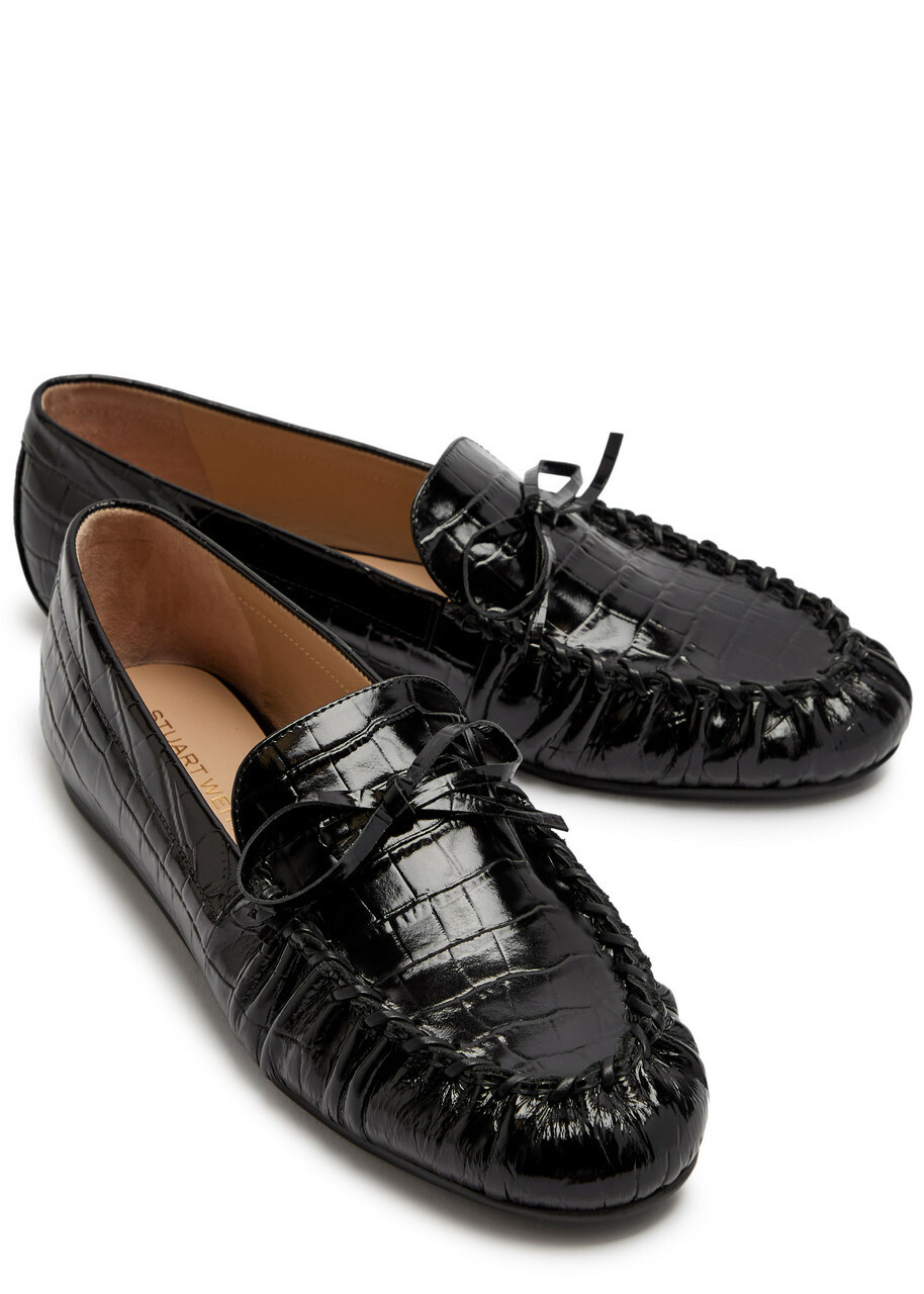 Stuart Weitzman Britt Bow Crocodile-effect Patent Leather Loafers Black