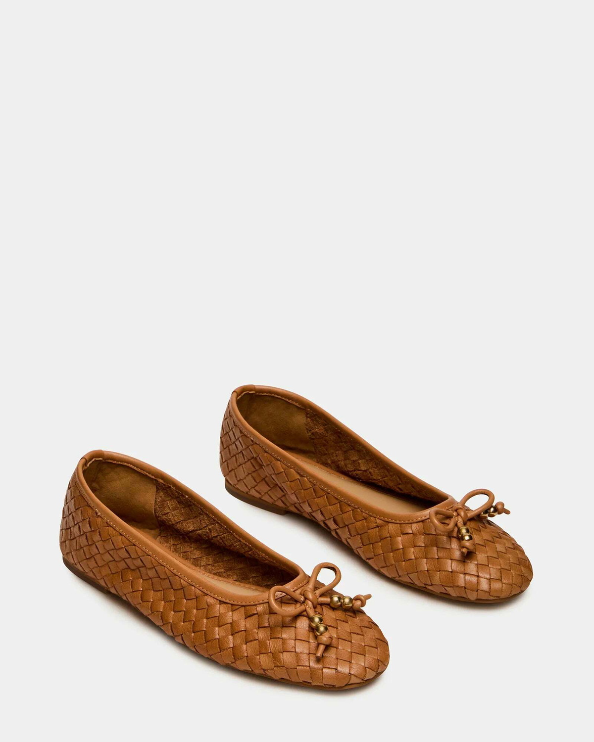 Steve Madden Divy Flats in Tan