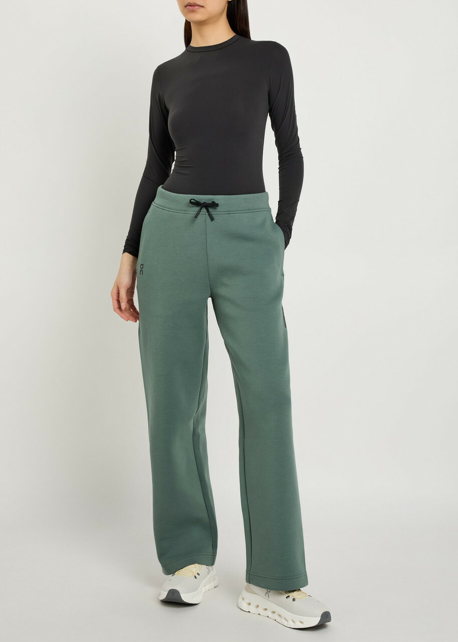 ON Focus Tech Cotton-blend Sweatpants Olive