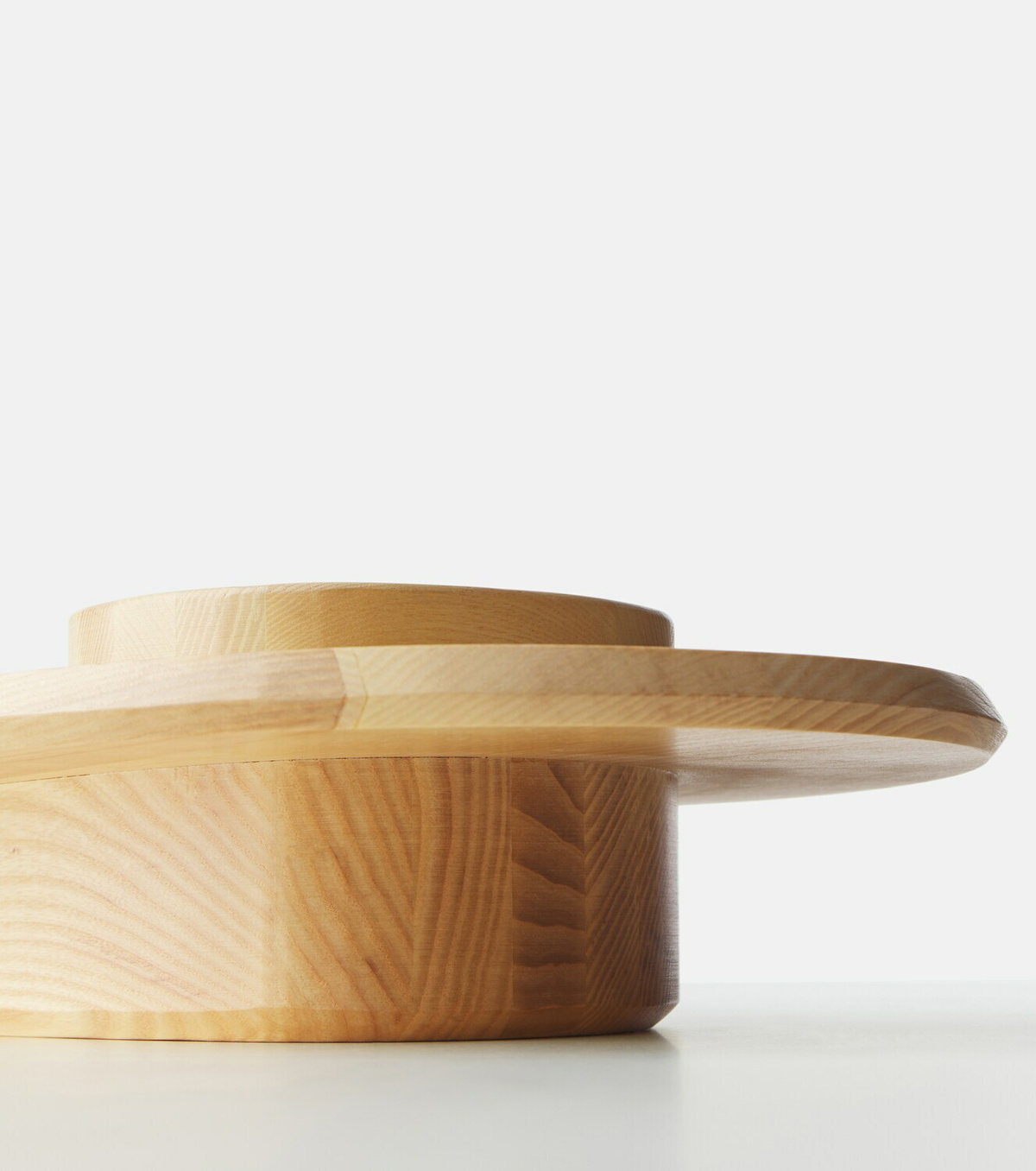 Serax Dune wooden platter and bowl by Kelly Wearstler