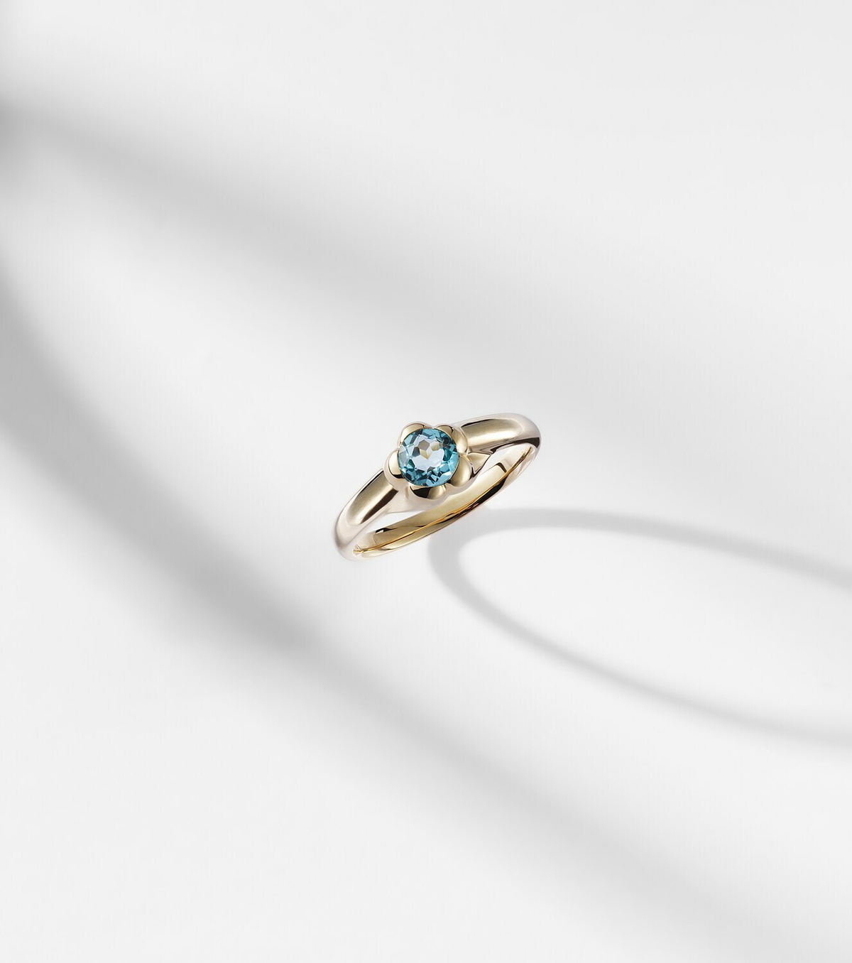 Stone and Strand Morrison 14kt gold ring with blue topaz