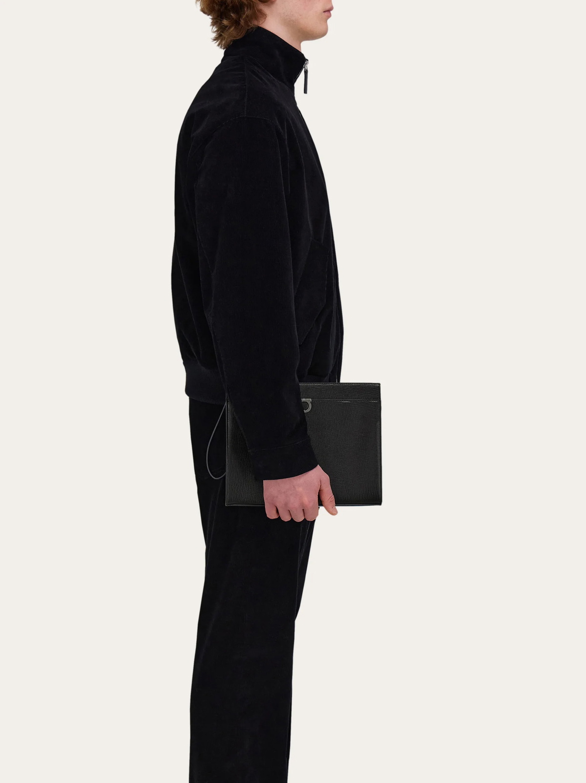 Ferragamo Mens Gancini pouch in Black