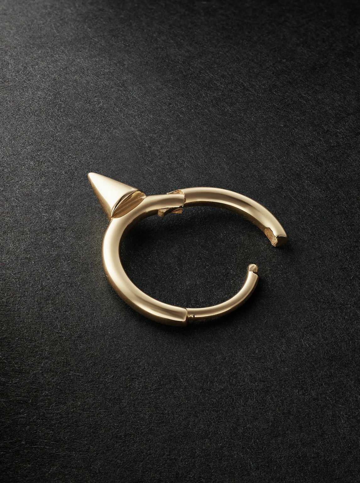 MARIA TASH - Single Short Spike 14-Karat Gold Single Hoop Earring