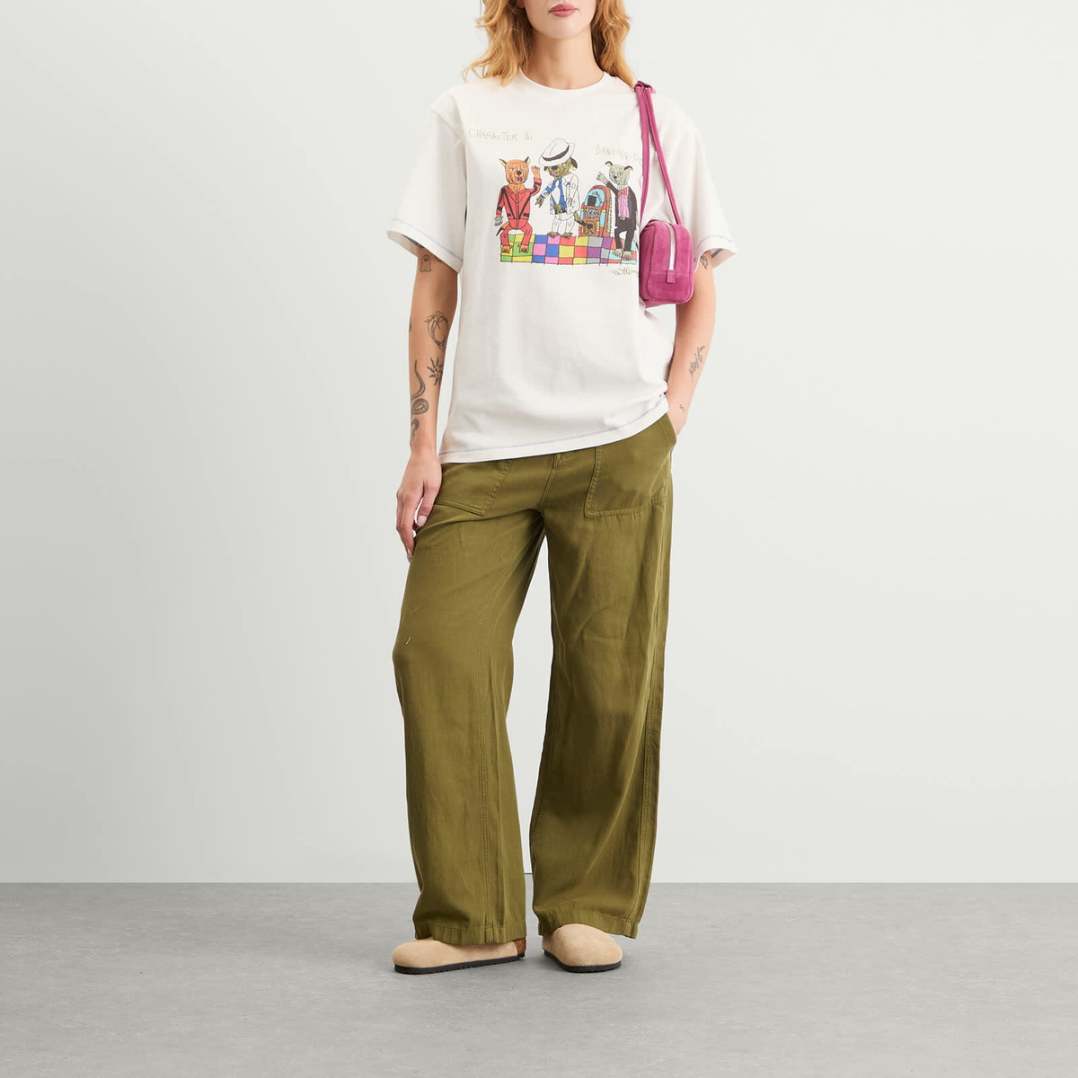 ALÉMAIS Women's Contessa Disco Dogs T-Shirt in Cream