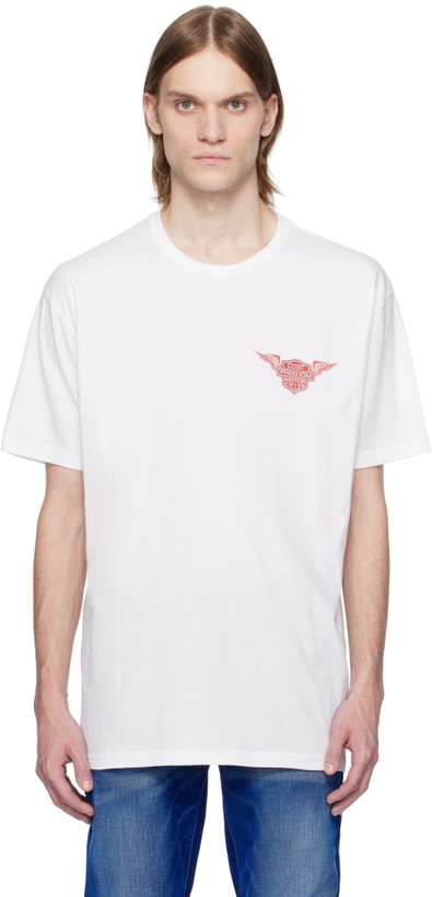 Photo: COÛT DE LA LIBERTÉ White Freddie Bad Boys T-shirt