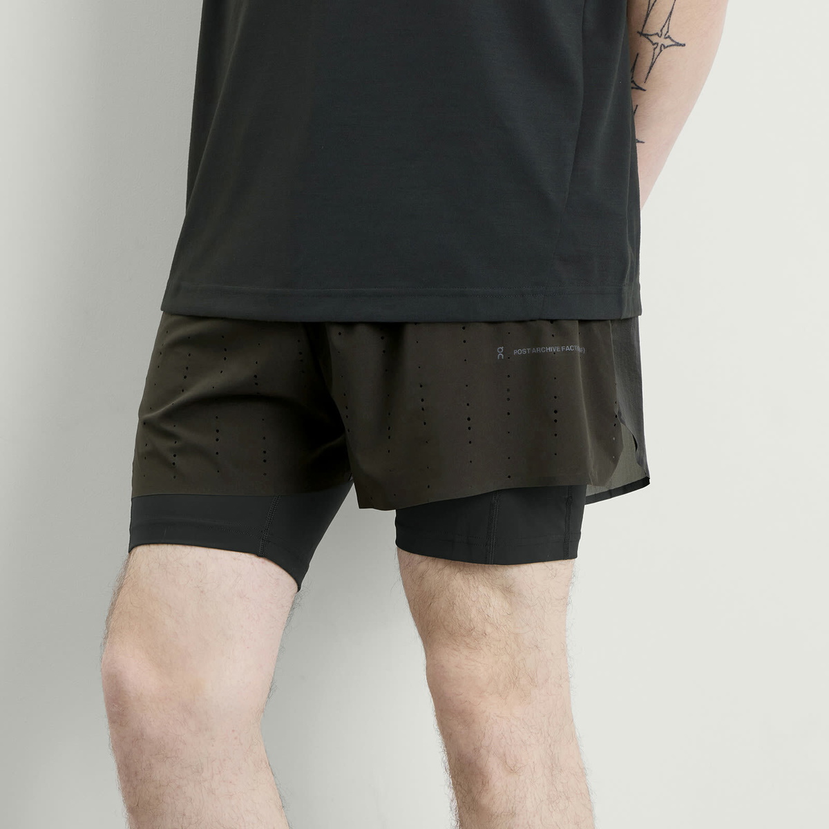 ON Men's x PAF Zero 2-in-1 Shorts in Molasses/Black