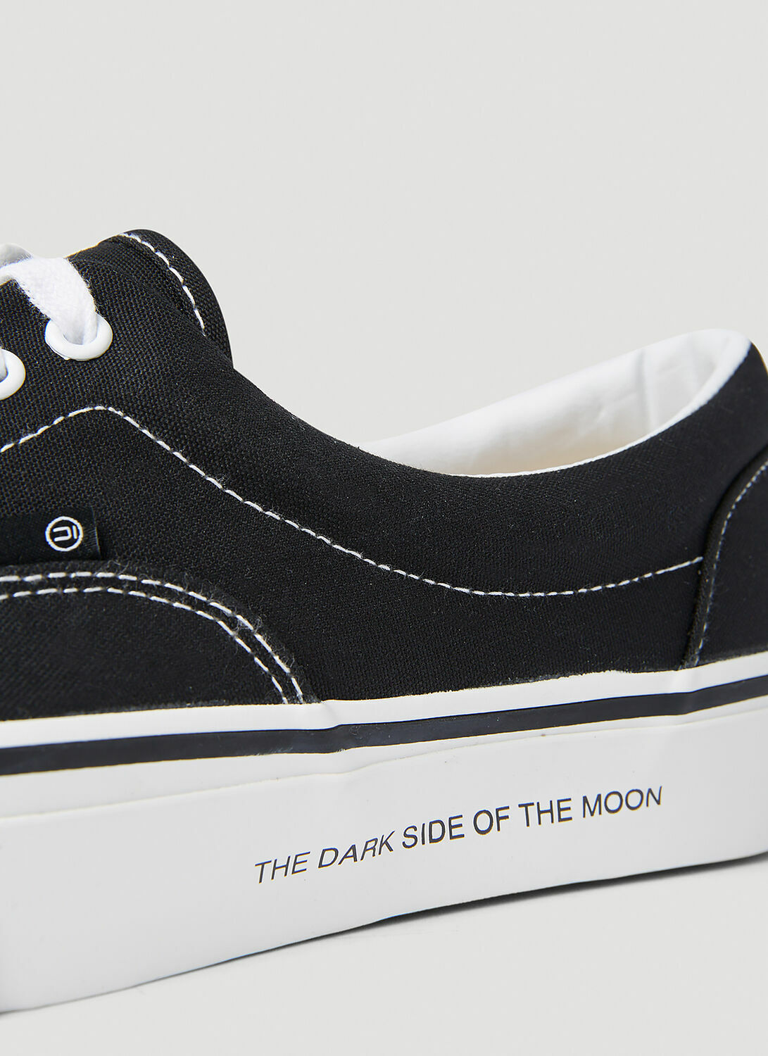UNDERCOVER Shoes