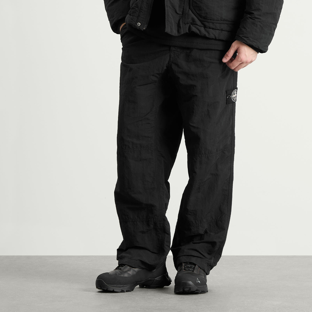 Stone Island Men's Naslan-TC Corrosion Treatment Trousers in Black