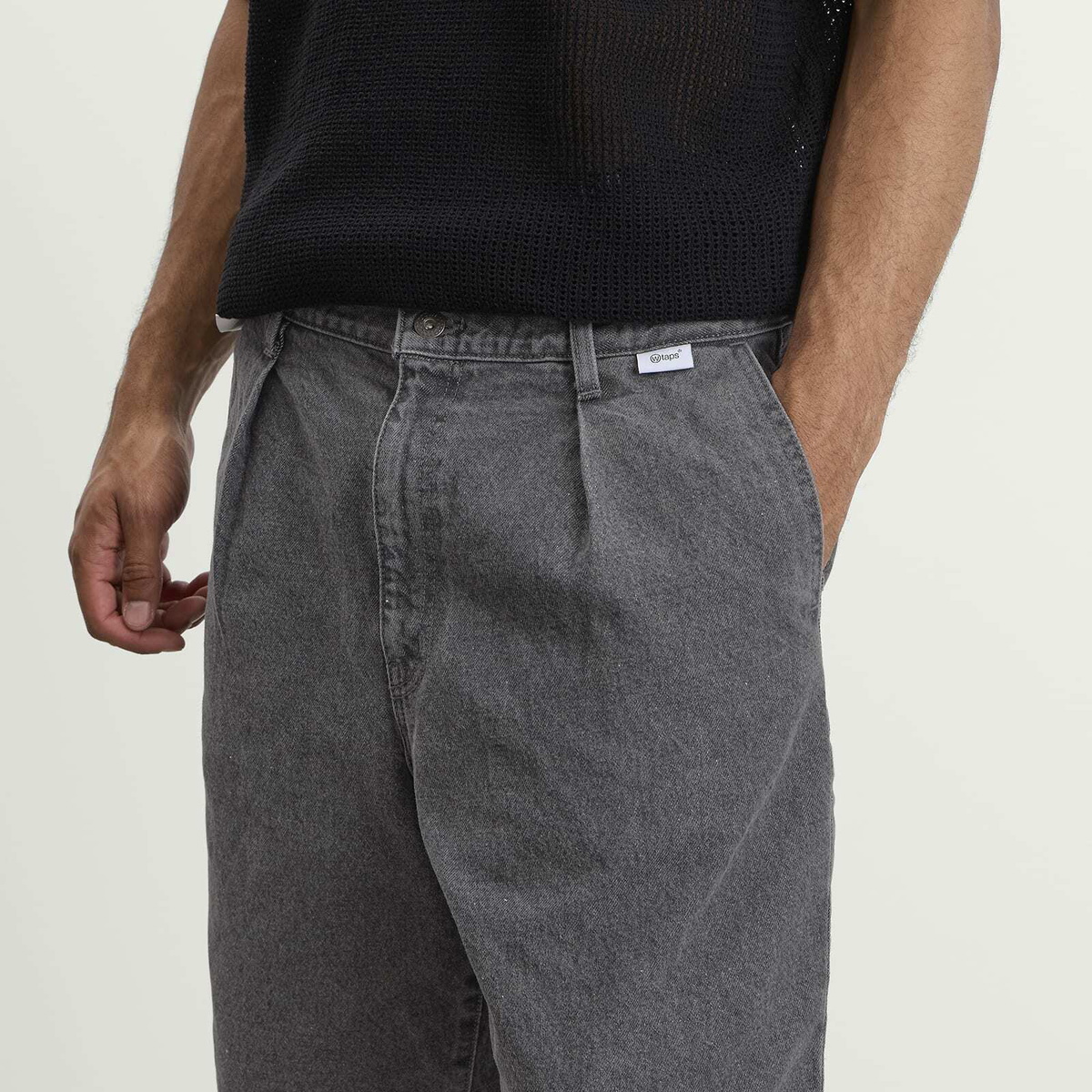 WTAPS Men's Blues Straight Shorts in Black
