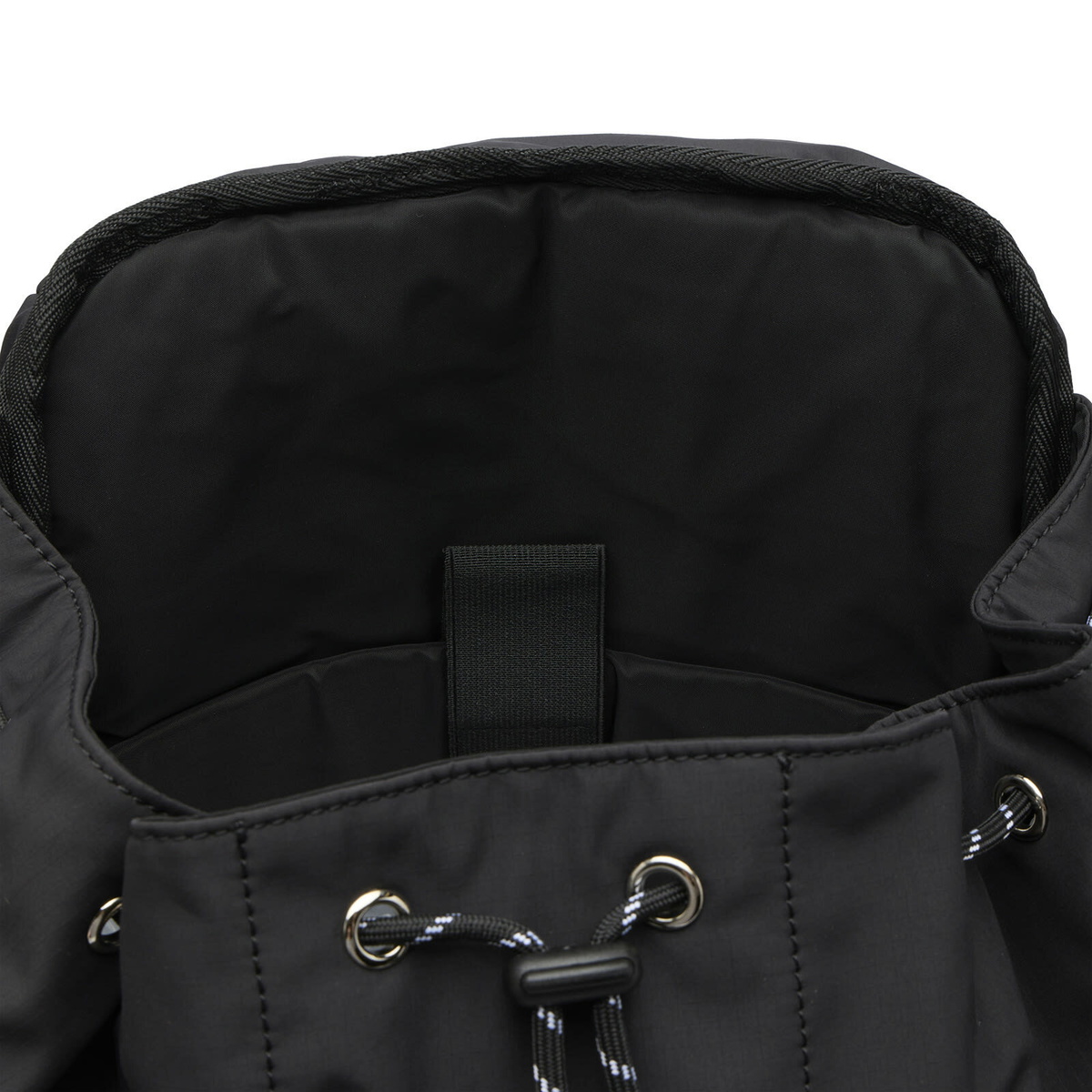 A.P.C. Men's Sac A Dos Trek 2.0 Back Pack in Black 