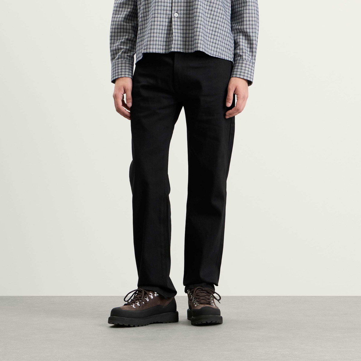 Levi's Men's Red Tab Exclusive 505® Selvedge Jeans in Ravens Rigid Selvedge