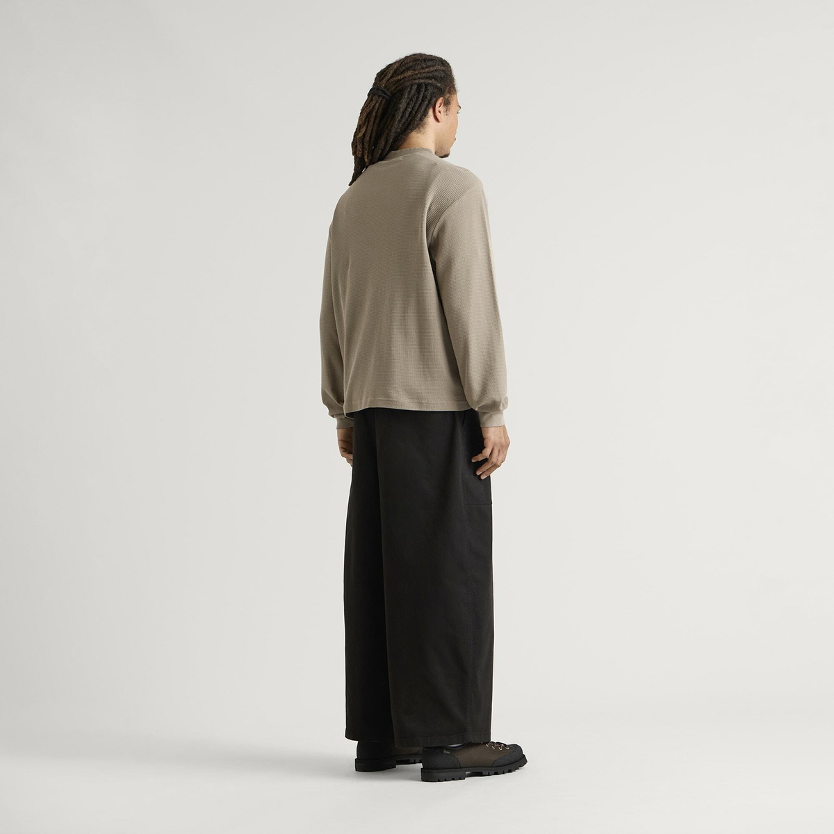 END. Men's Recruit Henley in Khaki