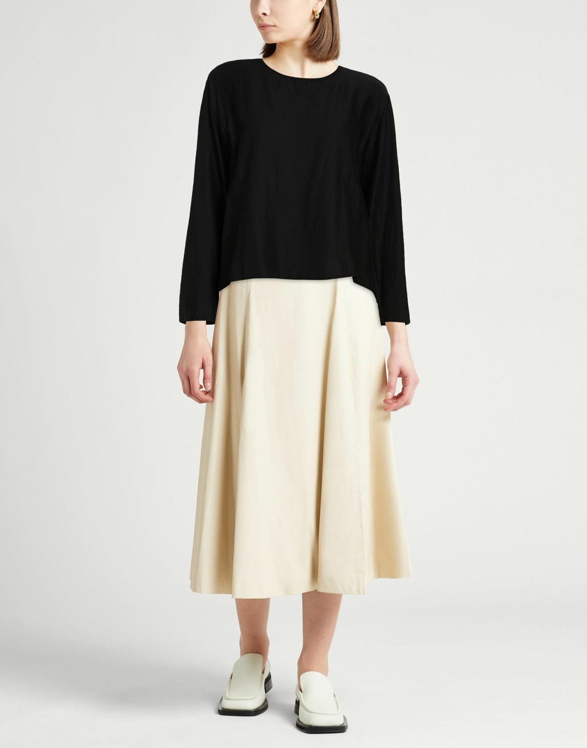 Crossley Womens Top in Black