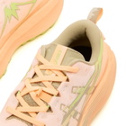 Asics Running TRABUCO MAX 4 in Cream/Khaki