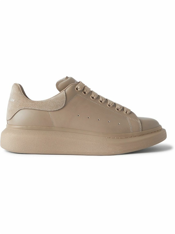 Photo: Alexander McQueen - Exaggerated-Sole Suede-Trimmed Leather Sneakers - Neutrals
