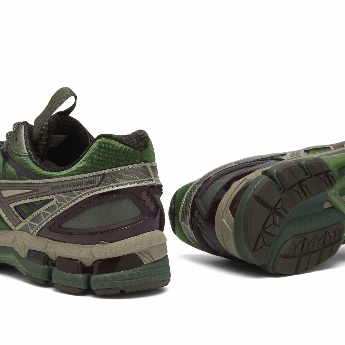 Asics UB10-S GEL-KAYANO 20 Sneaker in Moss/Gunmetal