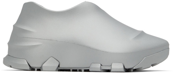 Photo: Givenchy Silver Monumental Mallow Low Sneakers