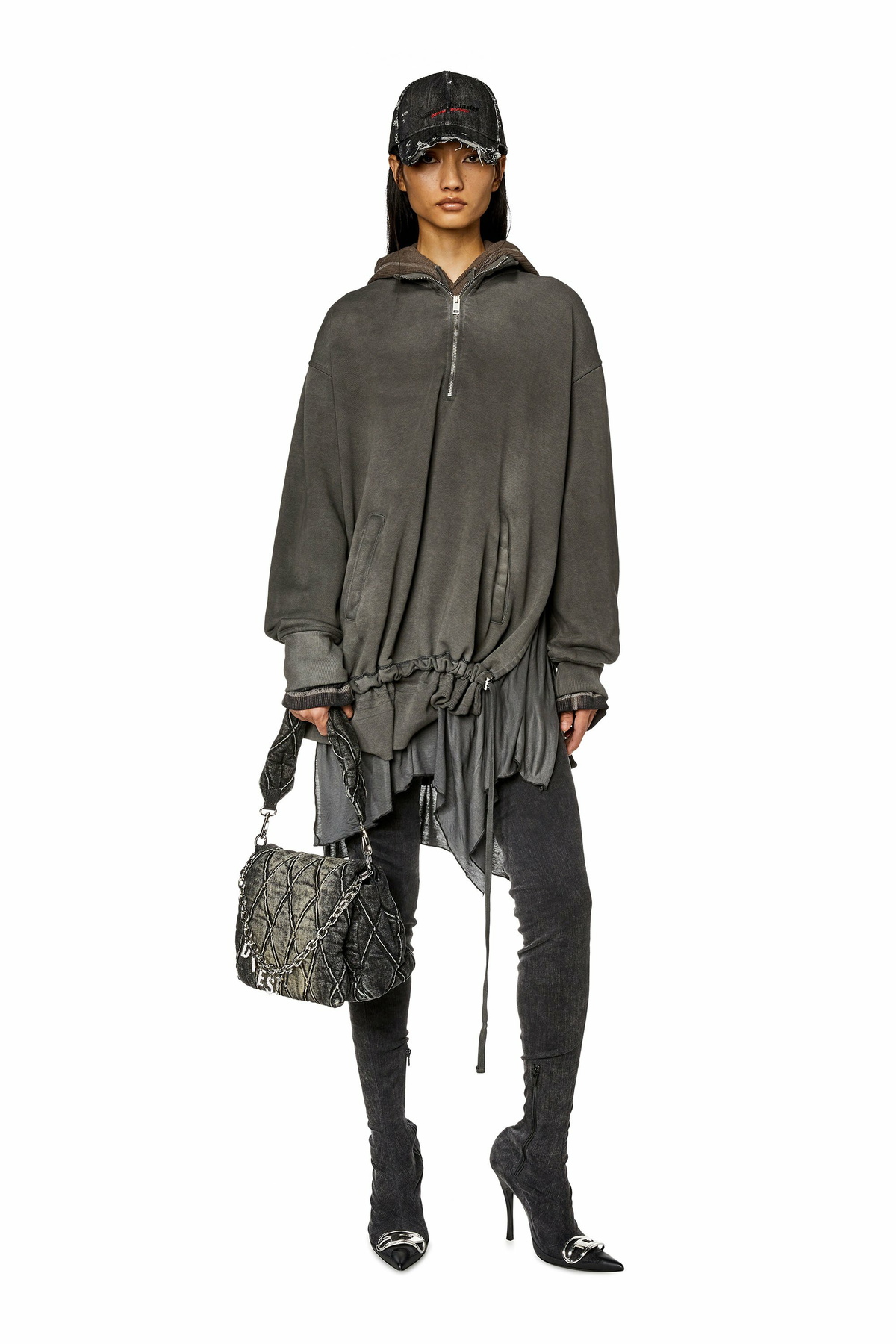 Diesel Charm-D M-Shoulder bag in quilted denim - Shoulder Bags 