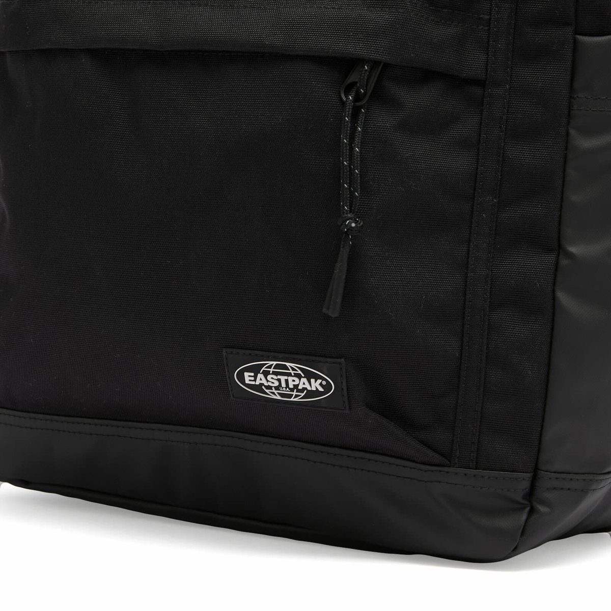 Eastpak Icon Travel Tote Bag in Black 