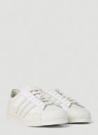 adidas - Superstar 82 Sneakers in Cream