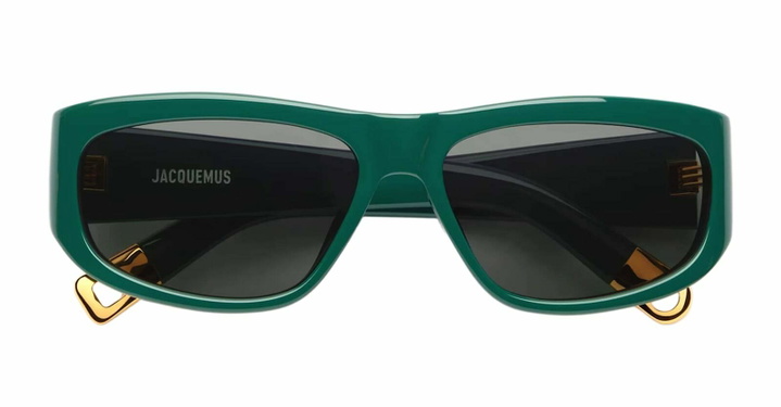 Photo: Jacquemus Pilota - Green Sunglasses