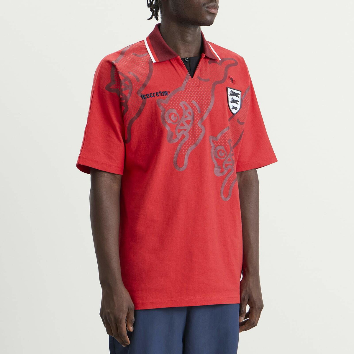 ICECREAM Men's Running Dog Football Shirt in Red