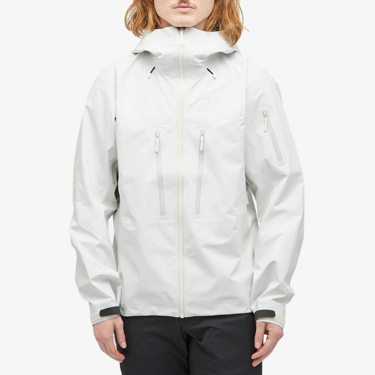 ARC’TERYX　アルファSV　whiteout　 Mサイズ Arc'teryx Men's Alpha SV Jacket in Whiteout Arc'teryx