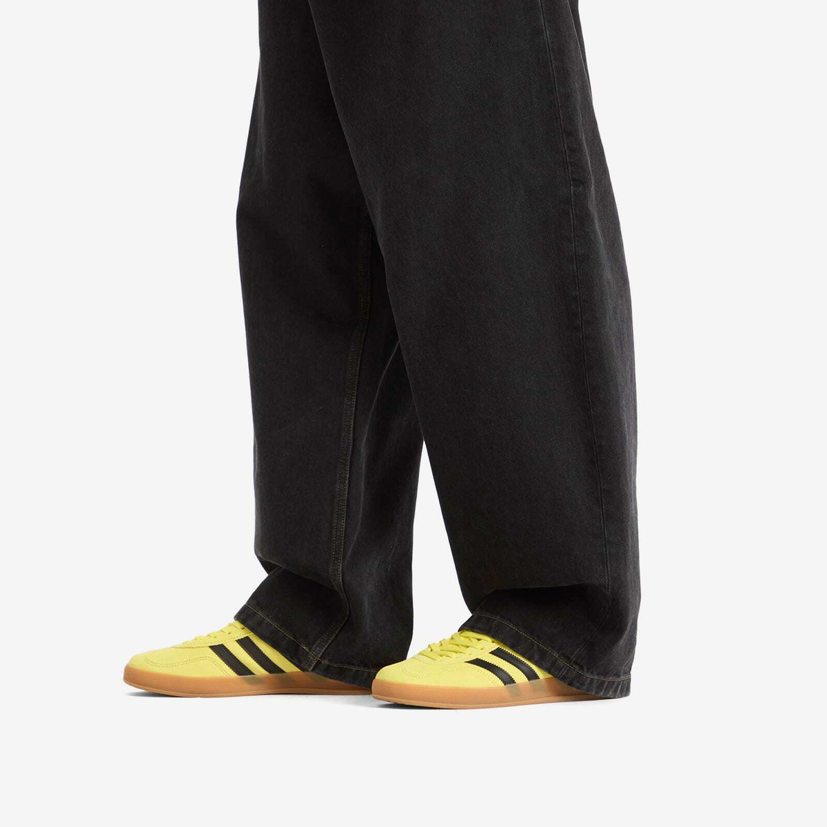 Adidas Gazelle Indoor in Shock Yellow/Black/Gold Metallic