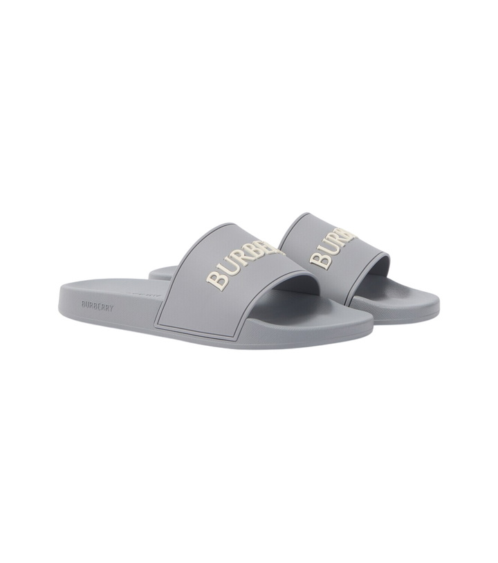 Photo: Burberry Logo slides